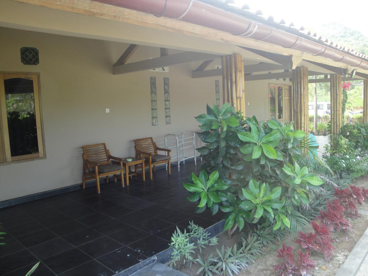Villa Surga Sumbawa Sekongkang Buitenkant foto